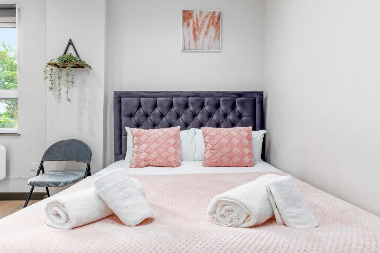 Sydenham Stays By Hayes Residency B&B
